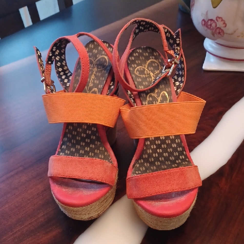 Jessica Simpson Vibrant Orange/Blk Wedges